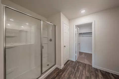 Entry Way - 433 Rose Ave, Cleburne, TX 76033 photo 3 of 7