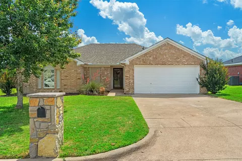 226 Whitestone Way, Weatherford, TX 76085