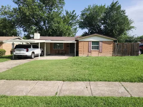 2721 Blue Ridge Dr, Mesquite, TX 75150