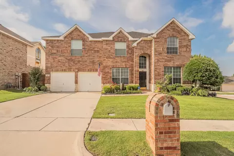 5516 Dunn Hill Dr, Fort Worth, TX 76137