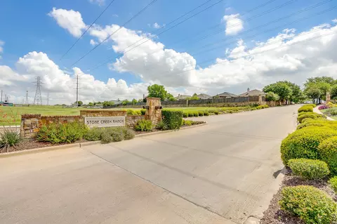 6220 Granite Creek Dr, Fort Worth, TX 76179