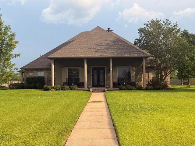 301 Teche Dr, Bossier City, LA 71111