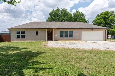 3083 Sunnyvale St, Dallas, TX 75216