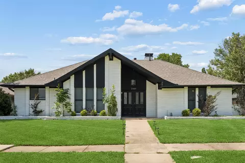 2405 Hanover Ct, Rowlett, TX 75088