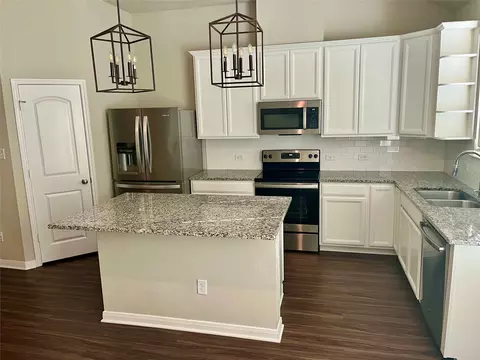 Kitchen - 2019 Theresa Dr, Bryan, TX 77807 photo 3 of 5