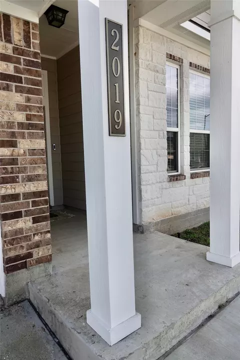 Exterior - 2019 Theresa Dr, Bryan, TX 77807 photo 4 of 9