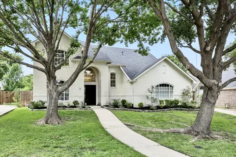 49 Cimarron Dr, Trophy Club, TX 76262