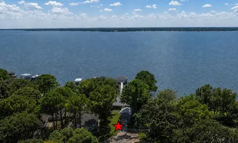107 Bennett Pt, Gun Barrel City, TX 75156