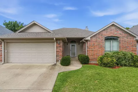 1712 Sully Ct, Stephenville, TX 76401