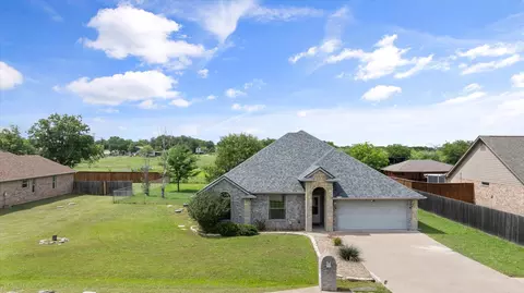 1904 Lazy Ct, Granbury, TX 76048