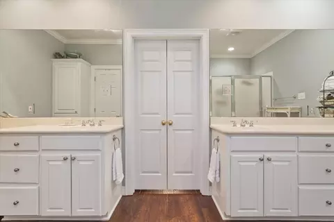 Bath - 6008 Mesquite Tree Ct, Waco, TX 76708 photo 1 of 8