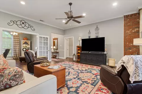 Living - 6008 Mesquite Tree Ct, Waco, TX 76708 photo 1 of 3