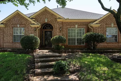 5833 Legend Ln, The Colony, TX 75056