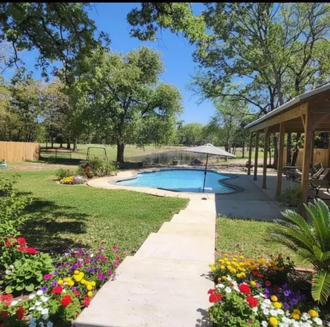 7600 County Road 3700, Athens, TX 75752