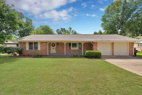 3505 Wedgway Dr, Fort Worth, TX 76133