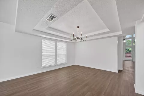 Living - 482 Cloverleaf Dr, Lancaster, TX 75146 photo 4 of 15