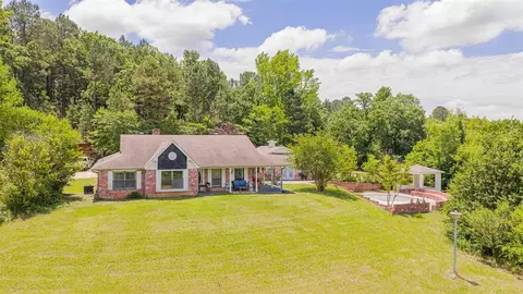 1936 B Silver Maple Rd, Big Sandy, TX 75755