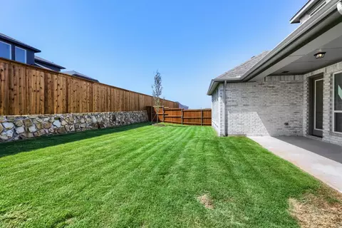 Exterior - 2615 Cedar Ridge Rd, Celina, TX 75009 photo 3 of 5