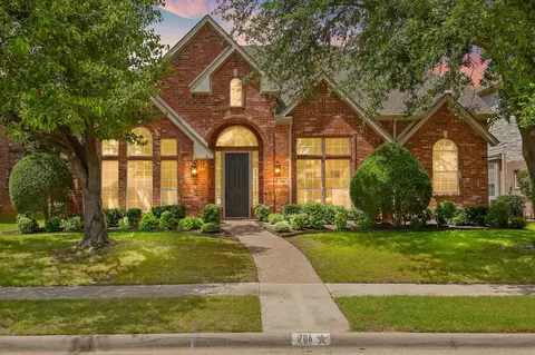 706 Graywood Ln, Coppell, TX 75019