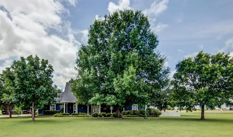 10609 Jackson Rd, Krum, TX 76249