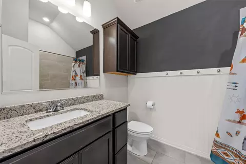 Bath - 3105 Samson Dr, Lorena, TX 76655 photo 1 of 5