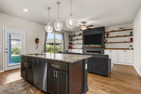 Kitchen - 3105 Samson Dr, Lorena, TX 76655 photo 3 of 4