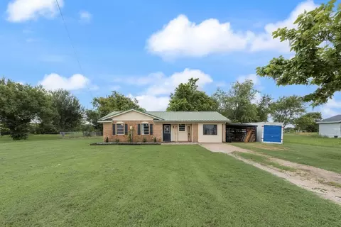 393 County Road 3320, Greenville, TX 75402