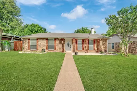 5517 Wyrick Ln, Garland, TX 75044