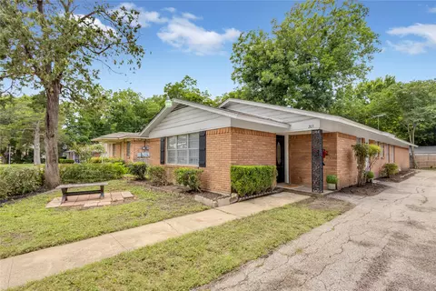 203 Brown St, Waxahachie, TX 75165