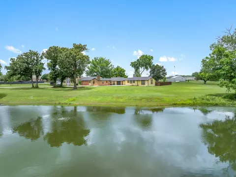 1203 N Spring St, Grand Saline, TX 75140