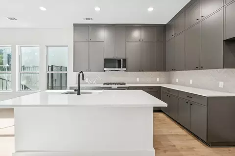 428 Waterscape Dr #1338, Hickory Creek, TX 75065