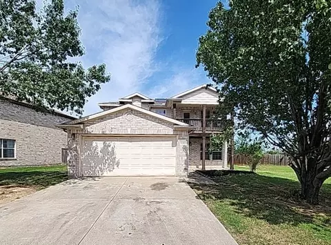 5205 Placid Dr, Haltom City, TX 76117