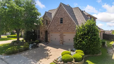 8012 Vista Creek Ln, Sachse, TX 75048