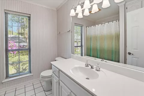 Bath - 15744 Timberhill Dr, Flint, TX 75762 photo 1 of 6