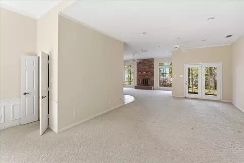 Living - 15744 Timberhill Dr, Flint, TX 75762 photo 5 of 7