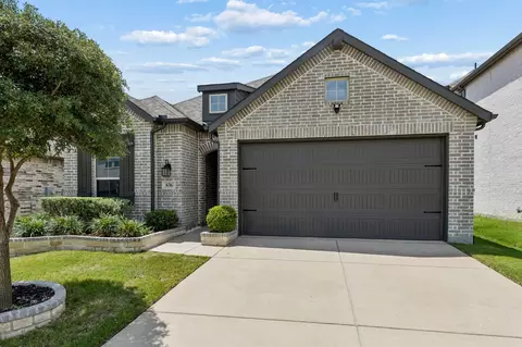 636 Claverton Ln, Forney, TX 75126