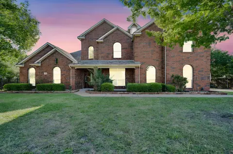 940 Mallory Dr, Waxahachie, TX 75167