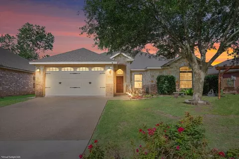 3005 Whistler Dr, Waco, TX 76712