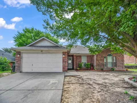 210 Wellington Trl, Weatherford, TX 76085