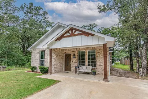 158 Cordoba St, Payne Springs, TX 75156