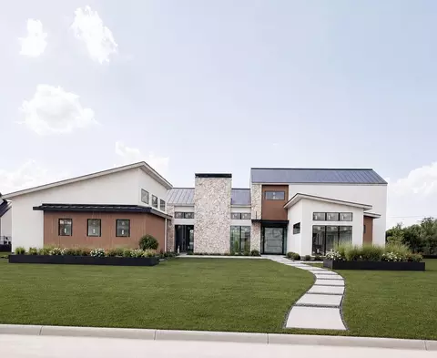 319 Longview Pl, Heath, TX 75032