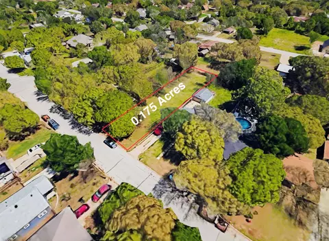 3028 Delaware Trl, Lake Worth, TX 76135