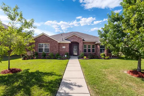1546 Illinois Ave, Lancaster, TX 75134