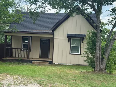1115 Hanover St, Weatherford, TX 76086