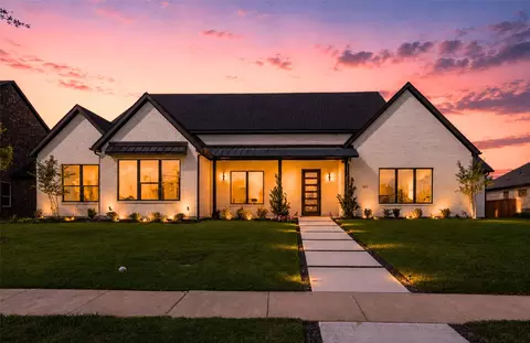 1011 Devonshire Dr S, Forney, TX 75126