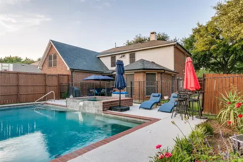 401 Marlow Dr, Flower Mound, TX 75028