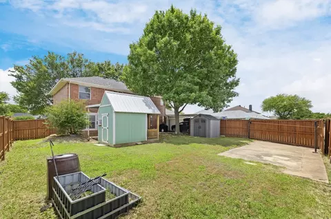 Exterior - 3105 Chalkstone Dr, Rowlett, TX 75088 photo 3 of 4