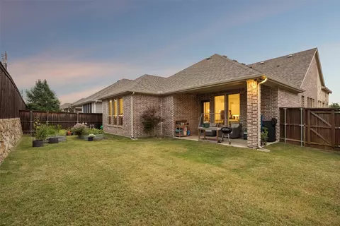 7507 Coronado Dr, Rowlett, TX 75088