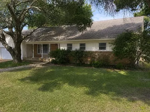 3100 Cortez Dr, Fort Worth, TX 76116