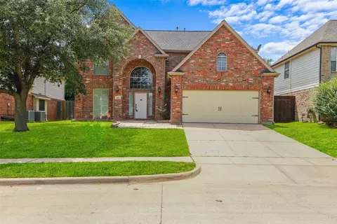 207 Deerpath Rd, Hickory Creek, TX 75065